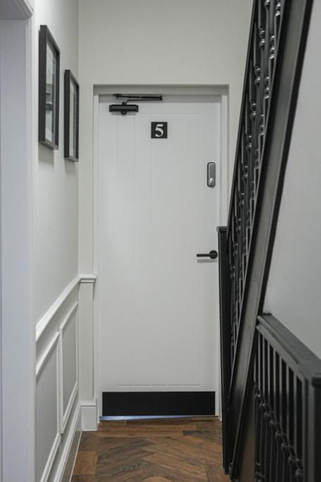 The Boot Rooms Anfield Liverpool Eksteriør bilde